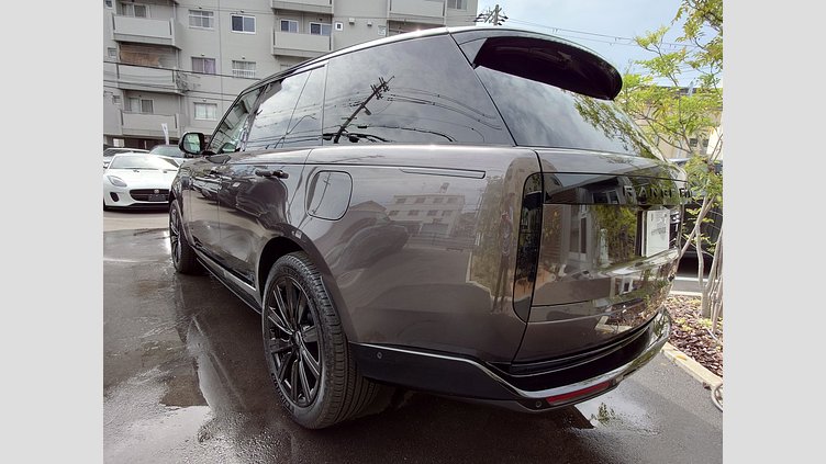 2025 認定中古車 Land Rover Range Rover シャラントグレイ P550 AWD PHEV（AT） スタンダードホイールベース Autobiography