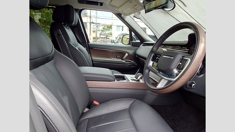 2025 認定中古車 Land Rover Range Rover シャラントグレイ P550 AWD PHEV（AT） スタンダードホイールベース Autobiography