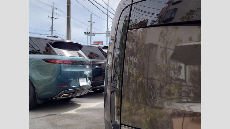 2025 認定中古車 Land Rover Range Rover シャラントグレイ P550 AWD PHEV（AT） スタンダードホイールベース Autobiography