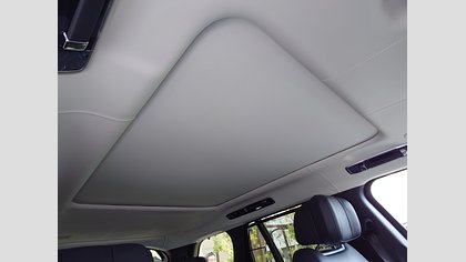 Range Rover 22