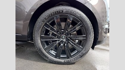 Range Rover 15