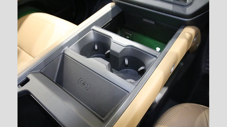 2025 認定中古車 Land Rover Defender 90 サントリーニブラック D350 ディーゼルマイルドハイブリッド X-Dynamic HSE