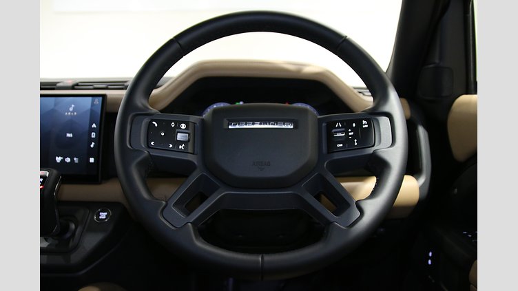 2025 認定中古車 Land Rover Defender 90 サントリーニブラック D350 ディーゼルマイルドハイブリッド X-Dynamic HSE