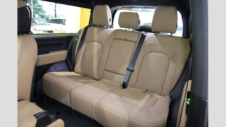 2025 認定中古車 Land Rover Defender 90 サントリーニブラック D350 ディーゼルマイルドハイブリッド X-Dynamic HSE