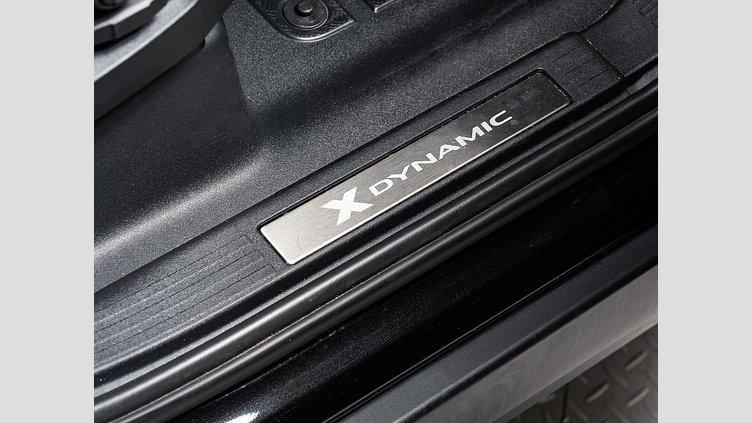 2023 認定中古車 Land Rover Defender 110 サントリーニブラック D300 AWD（AT） X-DYNAMIC HSE