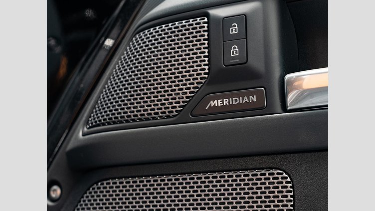 2023 認定中古車 Land Rover Defender 110 サントリーニブラック D300 AWD（AT） X-DYNAMIC HSE