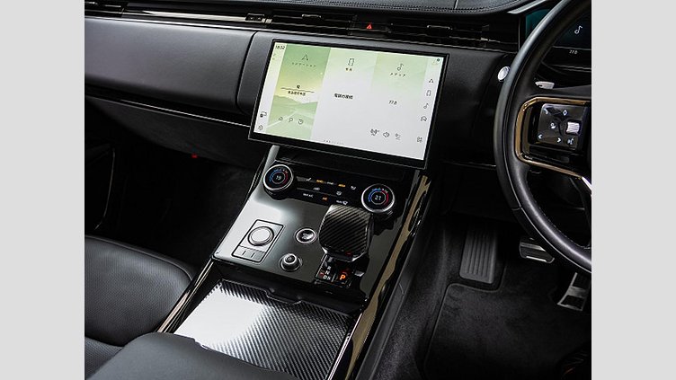 2023 認定中古車 Land Rover Range Rover Sport サントリーニブラック 3.0リッター6気筒300PSターボチャージドディーゼルMHEV（オートマチック） DYNAMIC SE