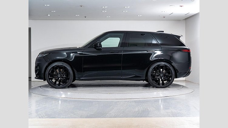 2023 認定中古車 Land Rover Range Rover Sport サントリーニブラック 3.0リッター6気筒300PSターボチャージドディーゼルMHEV（オートマチック） DYNAMIC SE