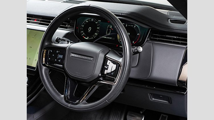 2023 認定中古車 Land Rover Range Rover Sport サントリーニブラック 3.0リッター6気筒300PSターボチャージドディーゼルMHEV（オートマチック） DYNAMIC SE