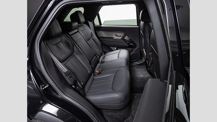 2023 認定中古車 Land Rover Range Rover Sport サントリーニブラック 3.0リッター6気筒300PSターボチャージドディーゼルMHEV（オートマチック） DYNAMIC SE