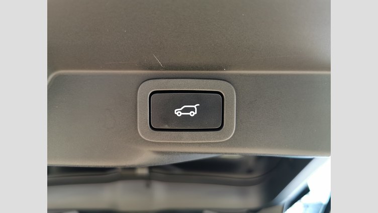 2019 認定中古車 Land Rover Range Rover Sport エセアリアル（ウルトラメタリック） 5.0リッターV8スーパーチャージドガソリンSVR（575 PS） SVR