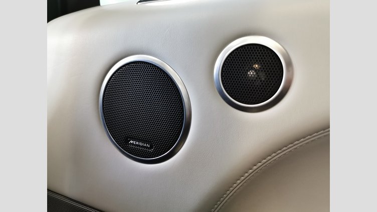 2019 認定中古車 Land Rover Range Rover Sport エセアリアル（ウルトラメタリック） 5.0リッターV8スーパーチャージドガソリンSVR（575 PS） SVR
