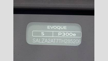 Range Rover Evoque 60