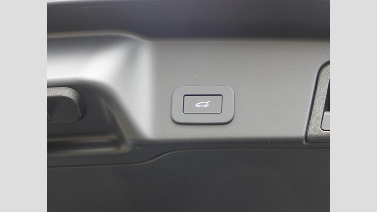 2025 認定中古車 Land Rover Range Rover Evoque フジホワイト プラグインハイブリッド（ガソリン） SWB S