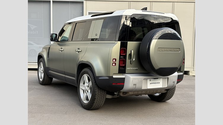 2020 認定中古車 Land Rover Defender 110 Pangea Green 2.0 litre i4P Petrol SE