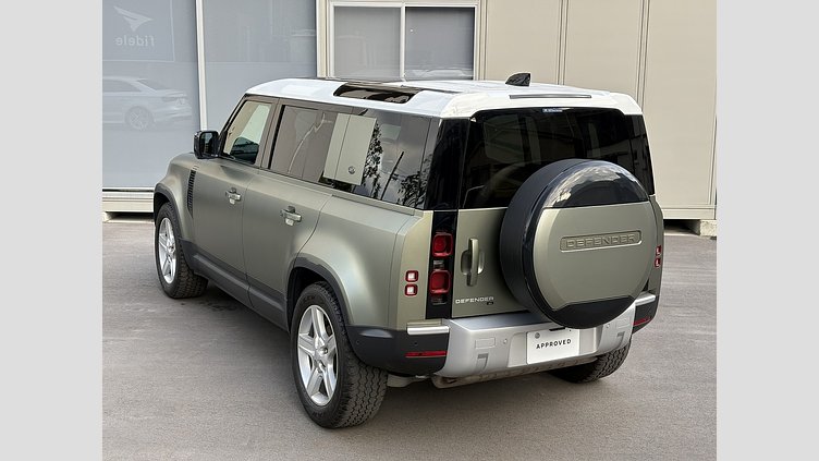 2020 認定中古車 Land Rover Defender 110 Pangea Green 2.0 litre i4P Petrol SE