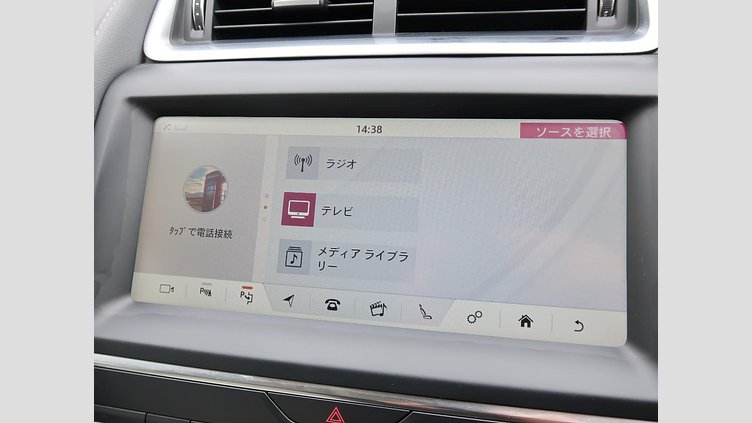 2018 認定中古車 Jaguar E-Pace フィレンツェ レッド D180 オートマチック全輪駆動 S