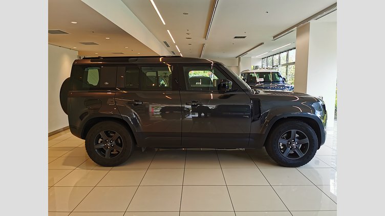 2023 認定中古車 Land Rover Defender 110 カルパチアングレイ P300 AWD（AT） スタンダード
