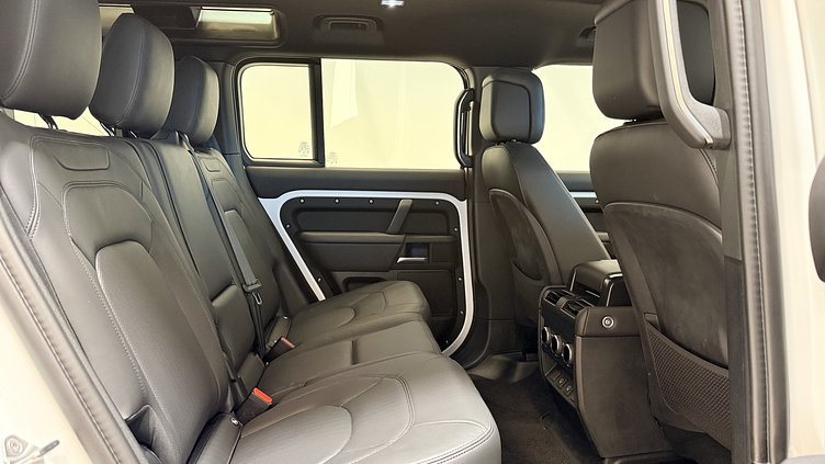 2024 認證中古車 Land Rover Defender 110 Fuji White 3.0 litre i6D​ D300 X-Dynamic HSE