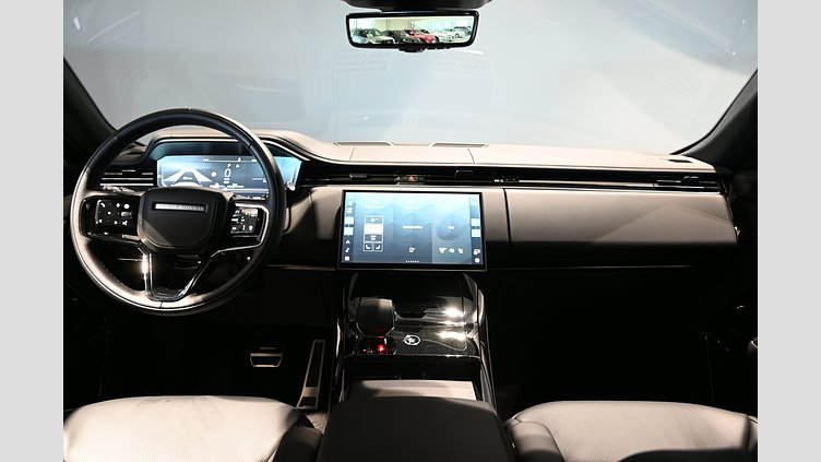 2025 Begagnad Land Rover Range Rover Sport Santorini Black AWD P460e Dynamic HSE