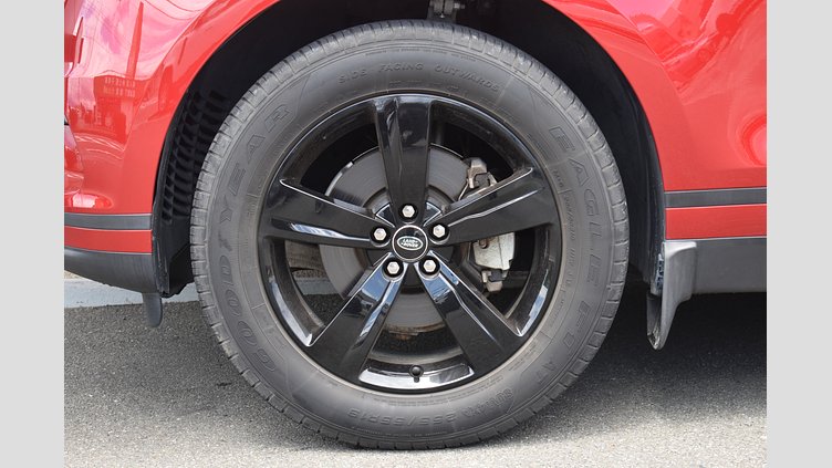 2017 認定中古車 Land Rover Range Rover Velar フィレンツェレッド P250 S