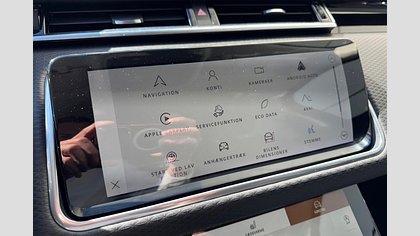 Range Rover Velar 16