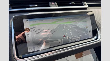 Range Rover Velar 17