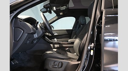 Range Rover Velar 13