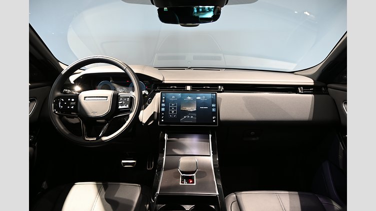 2025 Ny Land Rover Range Rover Velar Santorini Black (svart färg) AWD P400e Dynamic SE