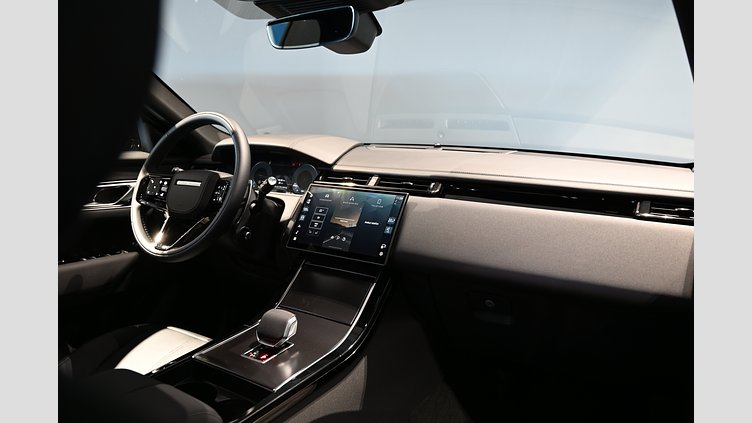 2025 Ny Land Rover Range Rover Velar Santorini Black (svart färg) AWD P400e Dynamic SE