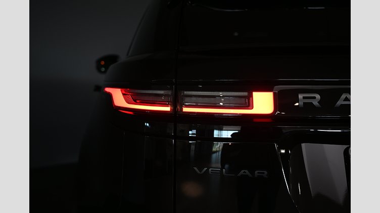 2025 Ny Land Rover Range Rover Velar Santorini Black (svart färg) AWD P400e Dynamic SE