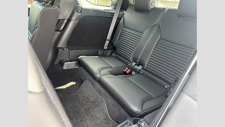 2024 認定中古車 Land Rover Discovery サントリーニブラック D350マイルドハイブリッド（ディーゼル） S
