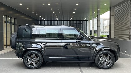 Defender 110 4