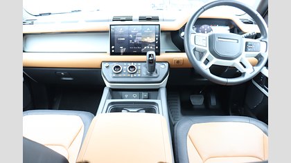 Defender 110 3