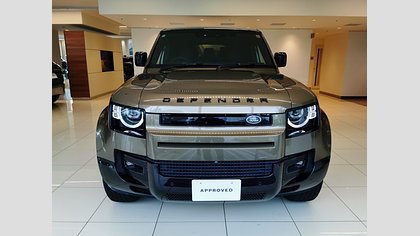 Defender 130 4