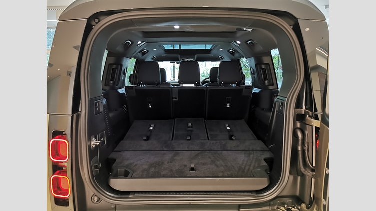 2024 認定中古車 Land Rover Defender 130 ゴンドワナストーン D350 ディーゼルマイルドハイブリッド X-Dynamic SE