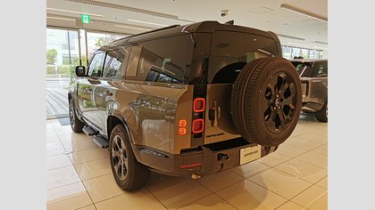 Defender 130 1
