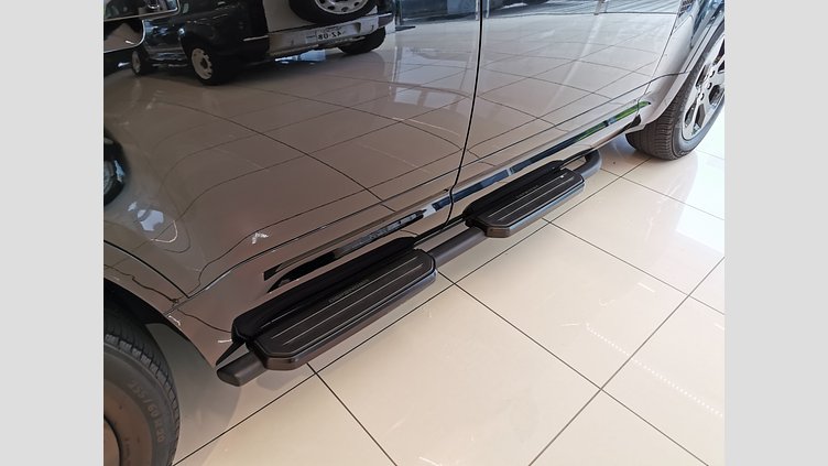 2021 認定中古車 Land Rover Defender 110 サントリーニブラック D300 AWD（AT） X-DYNAMIC SE