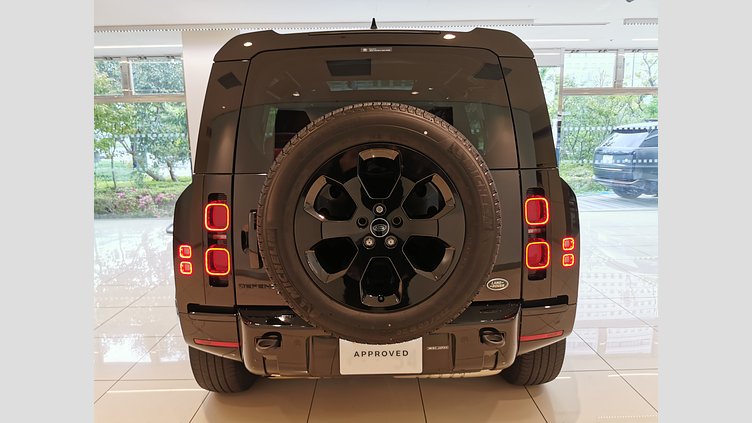 2021 認定中古車 Land Rover Defender 110 サントリーニブラック D300 AWD（AT） X-DYNAMIC SE