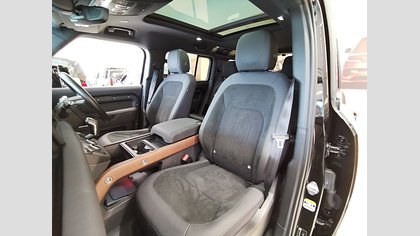 Defender 110 2