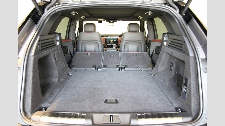 2025 認定中古車 Land Rover Range Rover Sport アイガーグレイ P550eプラグインハイブリッド（ガソリン） Dynamic SE