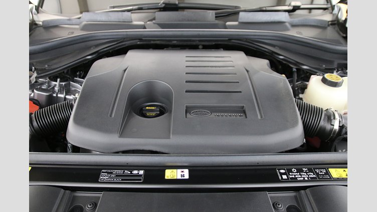 2025 認定中古車 Land Rover Range Rover Sport アイガーグレイ P550eプラグインハイブリッド（ガソリン） Dynamic SE