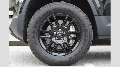 Defender 110 8