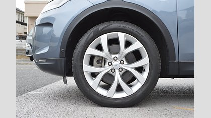 Discovery Sport 8