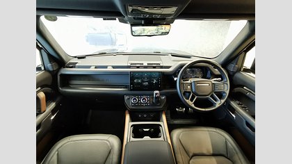 Defender 110 2