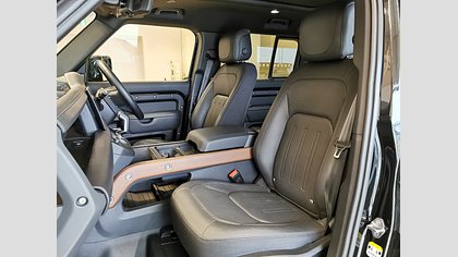 Defender 110 4