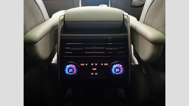2025 認定中古車 Land Rover Range Rover カルパチアングレイ 615 AWD（AT） スタンダードホイールベース SV