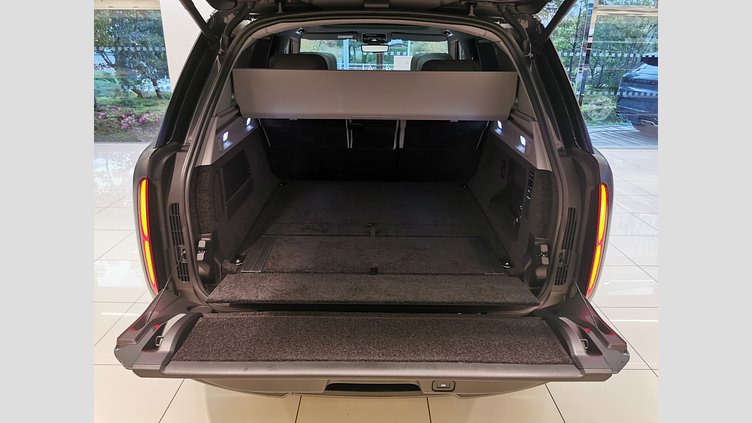 2025 認定中古車 Land Rover Range Rover カルパチアングレイ 615 AWD（AT） スタンダードホイールベース SV
