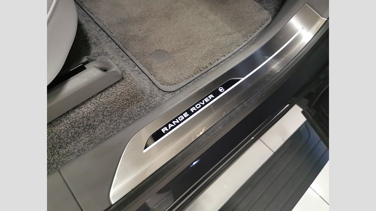 2025 認定中古車 Land Rover Range Rover カルパチアングレイ 615 AWD（AT） スタンダードホイールベース SV