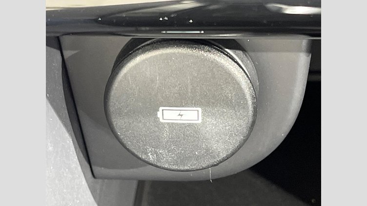2019 認定中古車 Land Rover Discovery Sport サントリーニブラック D180 AWD（オートマチック） 標準ホイールベース ディスカバリー スポーツ S